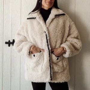 Women's Cream Sherpa Jacket with Leather Trim